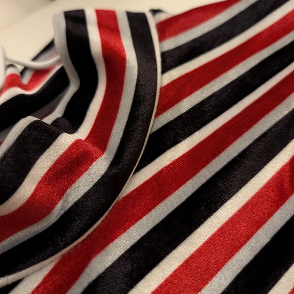 The Ragged Priest Velvet Trouble Long Sleeve - Picture 5 of 7